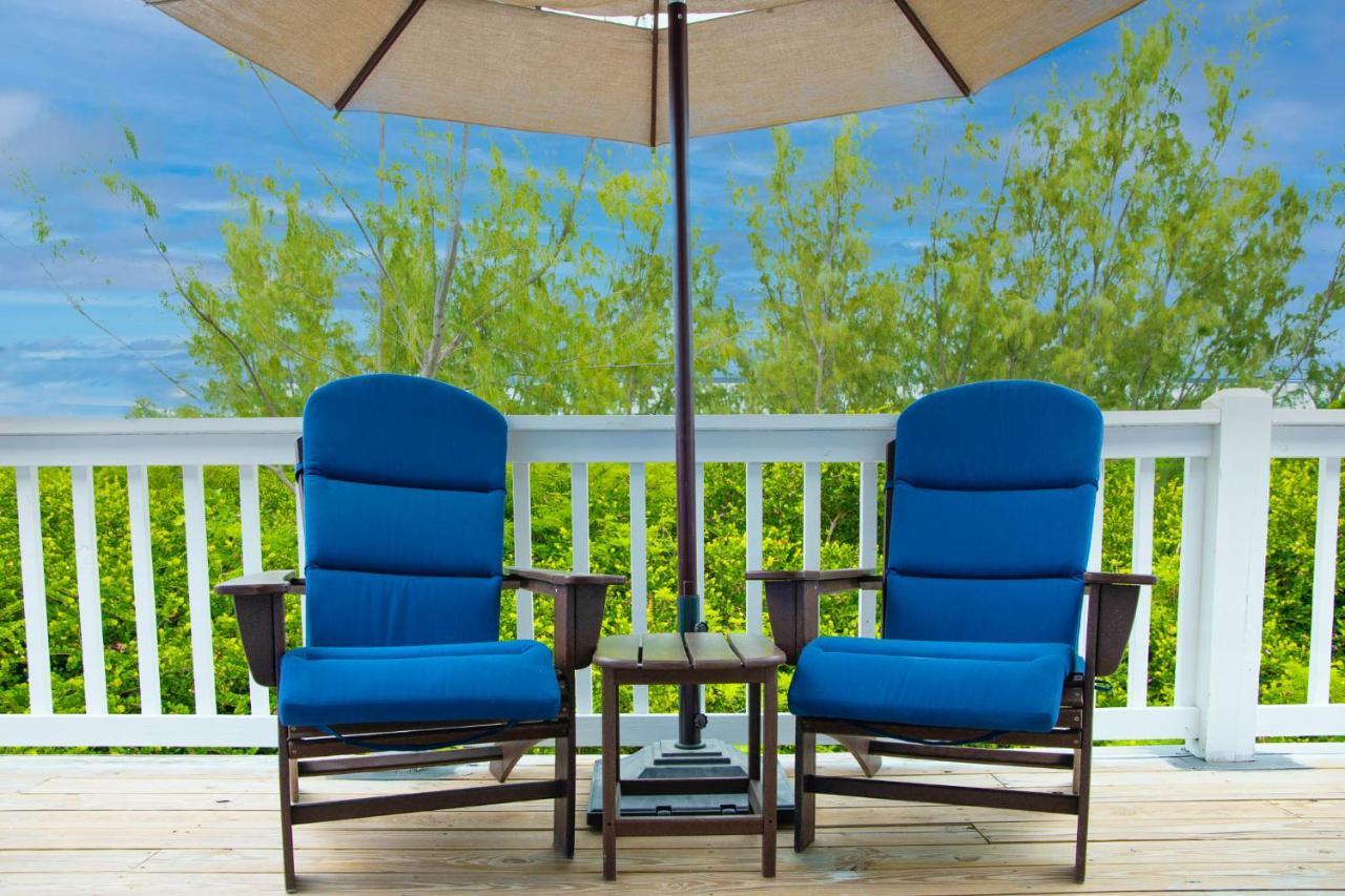 Sheer Bliss Beachview Apt #1 Джорджтаун Екстериор снимка